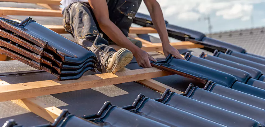 Professional Storm Damage Roof Repair Services in Wilmette, IL