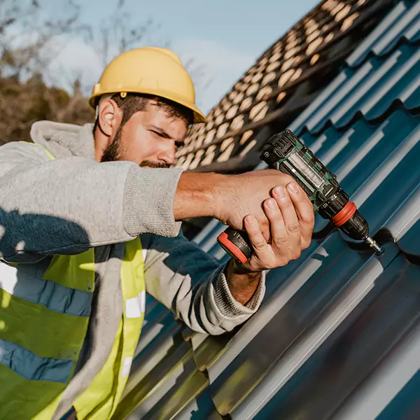 Why Wilmette Property Owners Choose Wilmette Roofing Pro for Metal Roof Replacement?